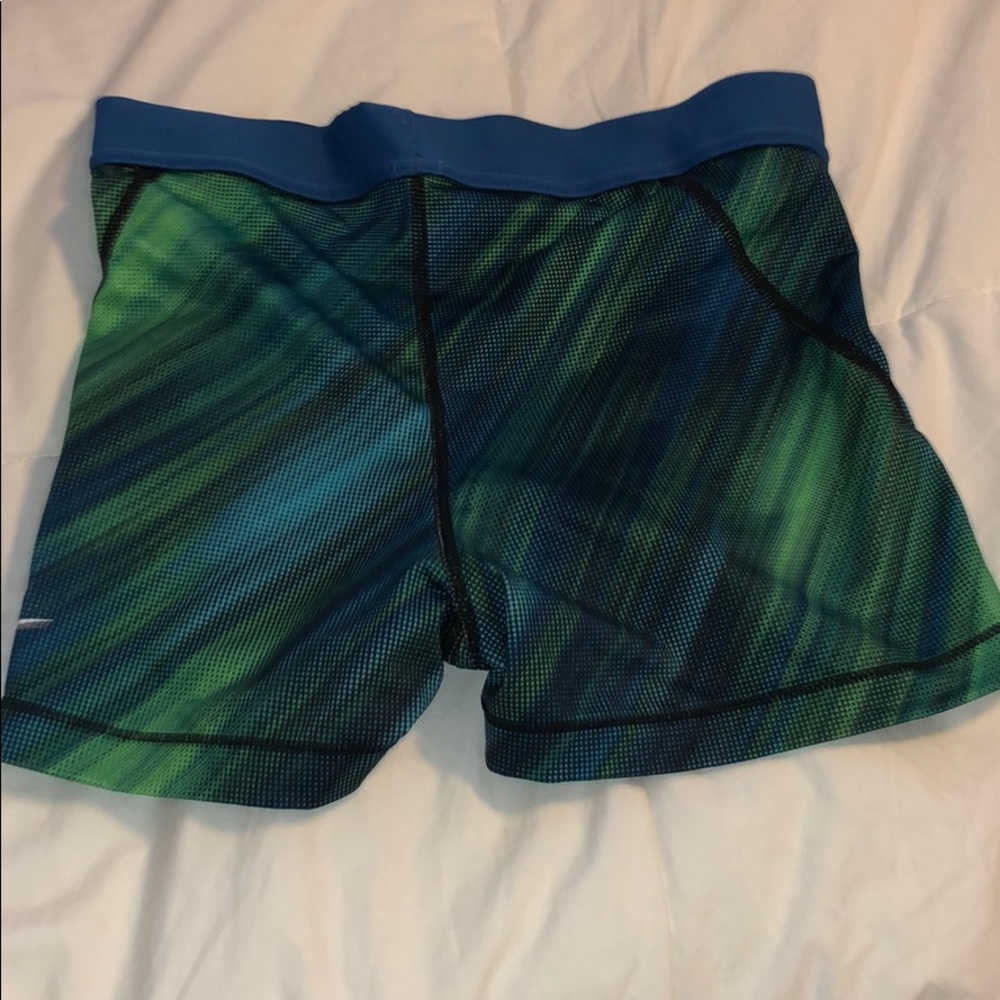 spandex - Picture 2 of 2